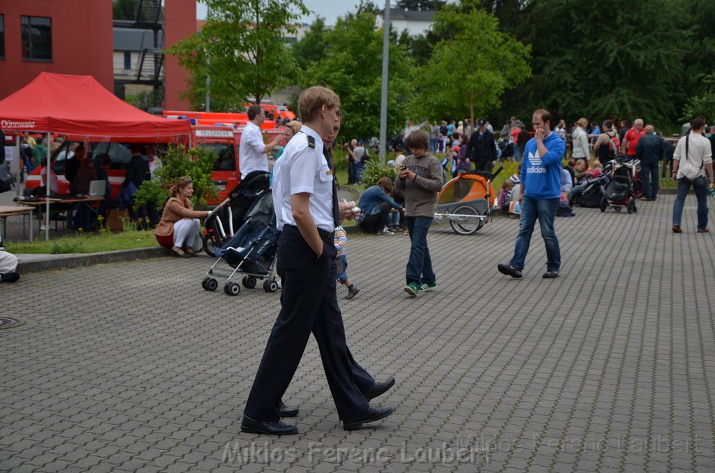 Tag der Offenen Tuer BF Koeln Weidenpesch Scheibenstr P186.JPG